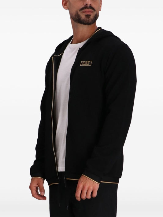 GOLD PIQUET CAPP