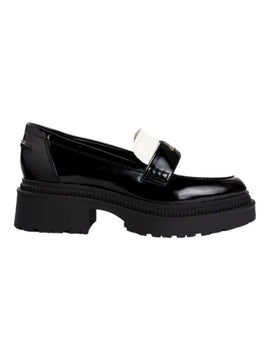 MOCASSINO GUESS